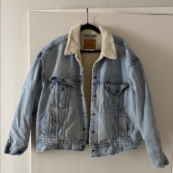 Levi’s Men's Denim Sherpa Jacket - Picture 1 of 3